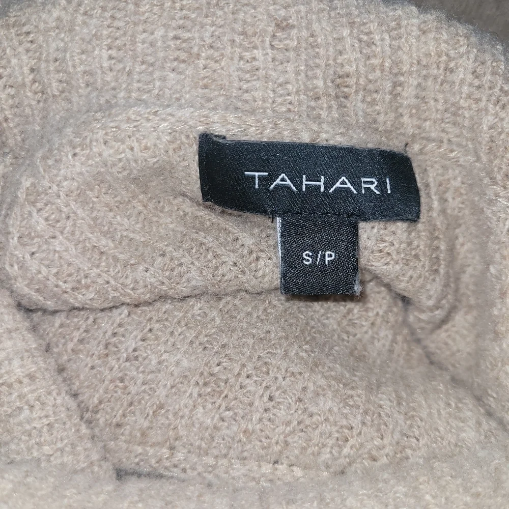 Tahari Cream Merino Wool Blend Turtleneck Sweater Size S - Picture 7 of 7